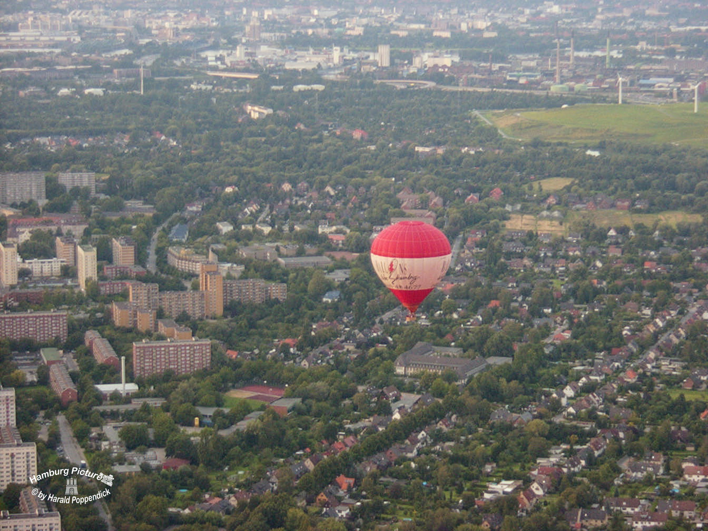 Bollonfahrt über Hamburg im Jahr 2000...