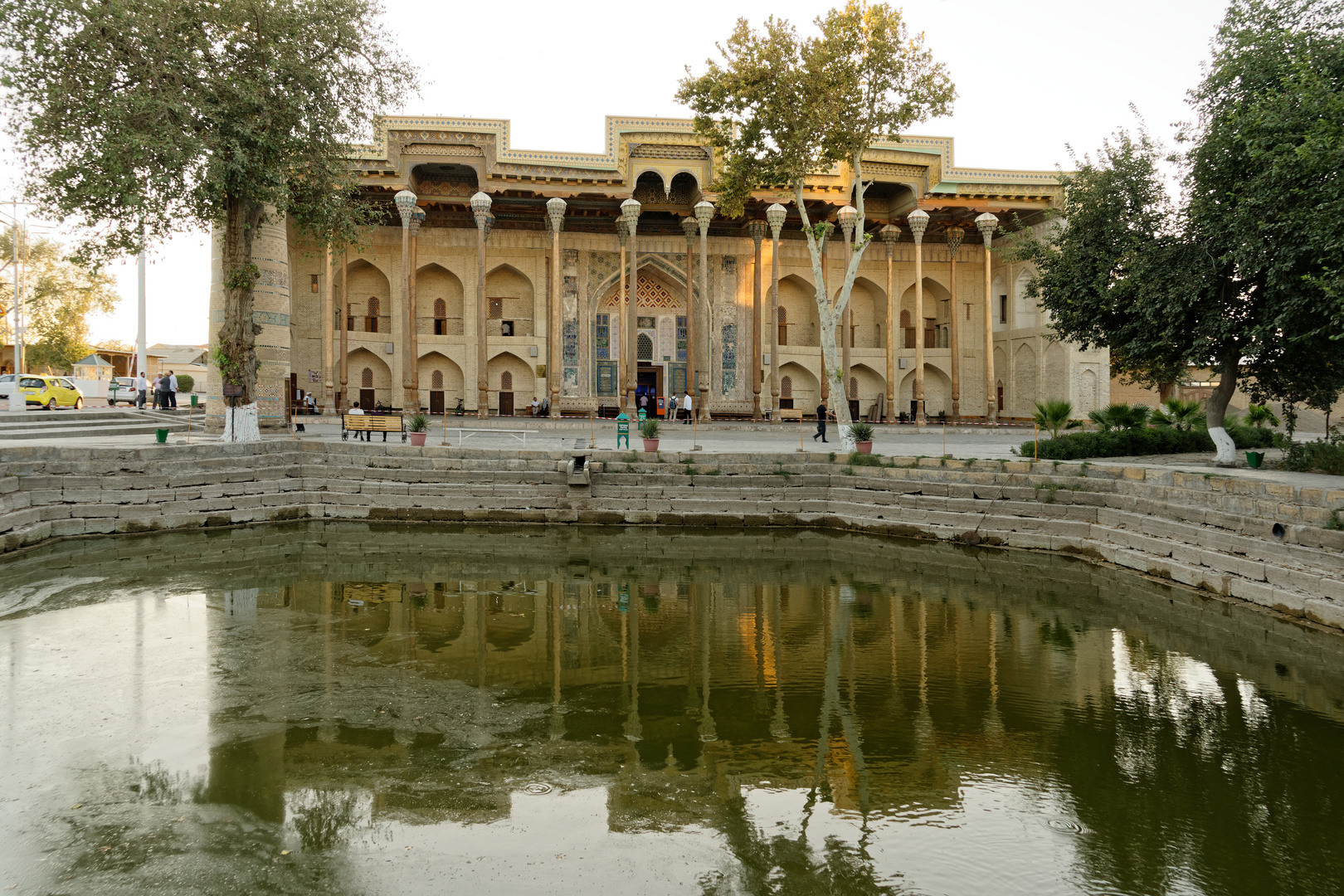 Bolo Chaus Moschee