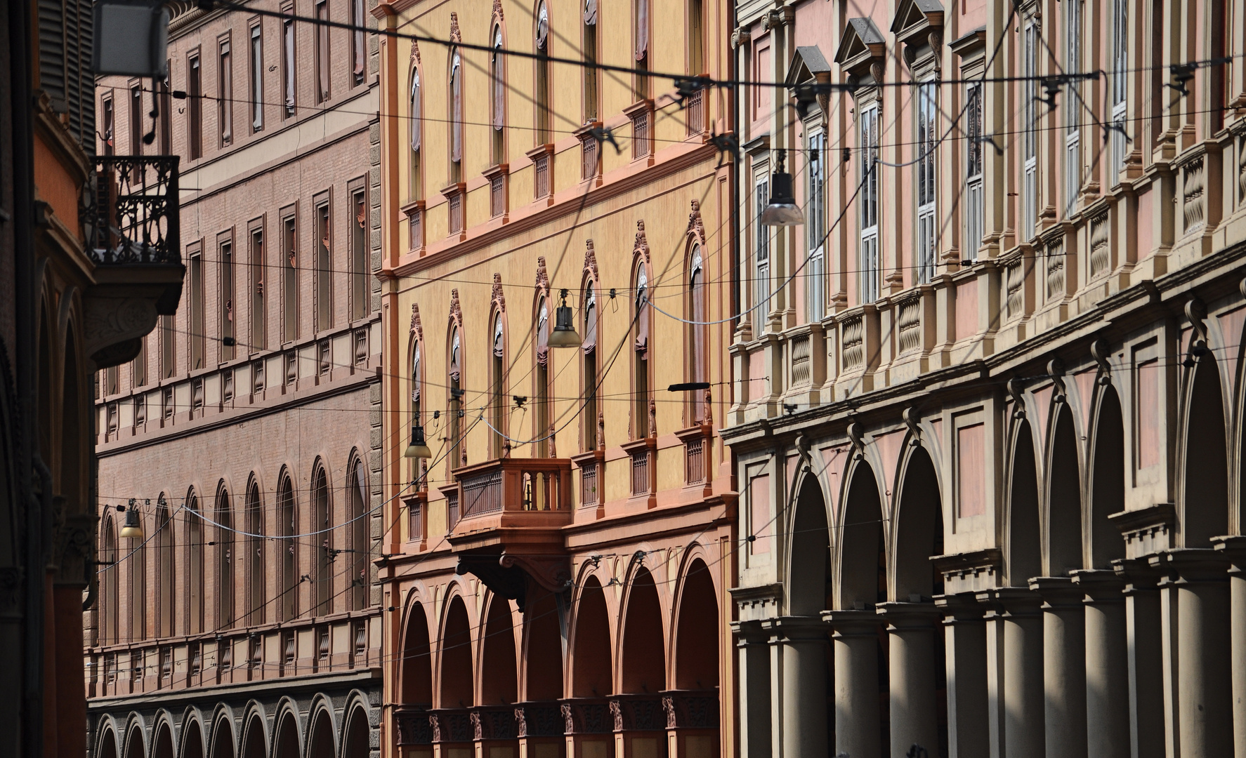 Bologna Foto & Bild architektur, europe, italy, vatican city, s marino Bilder auf