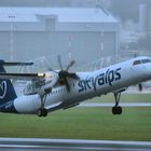 Bombardier DHC-8-400 skylaps 