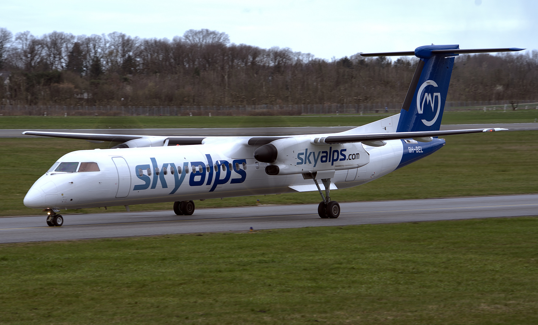 Bombardier DHC-8-402Q Dash 8 