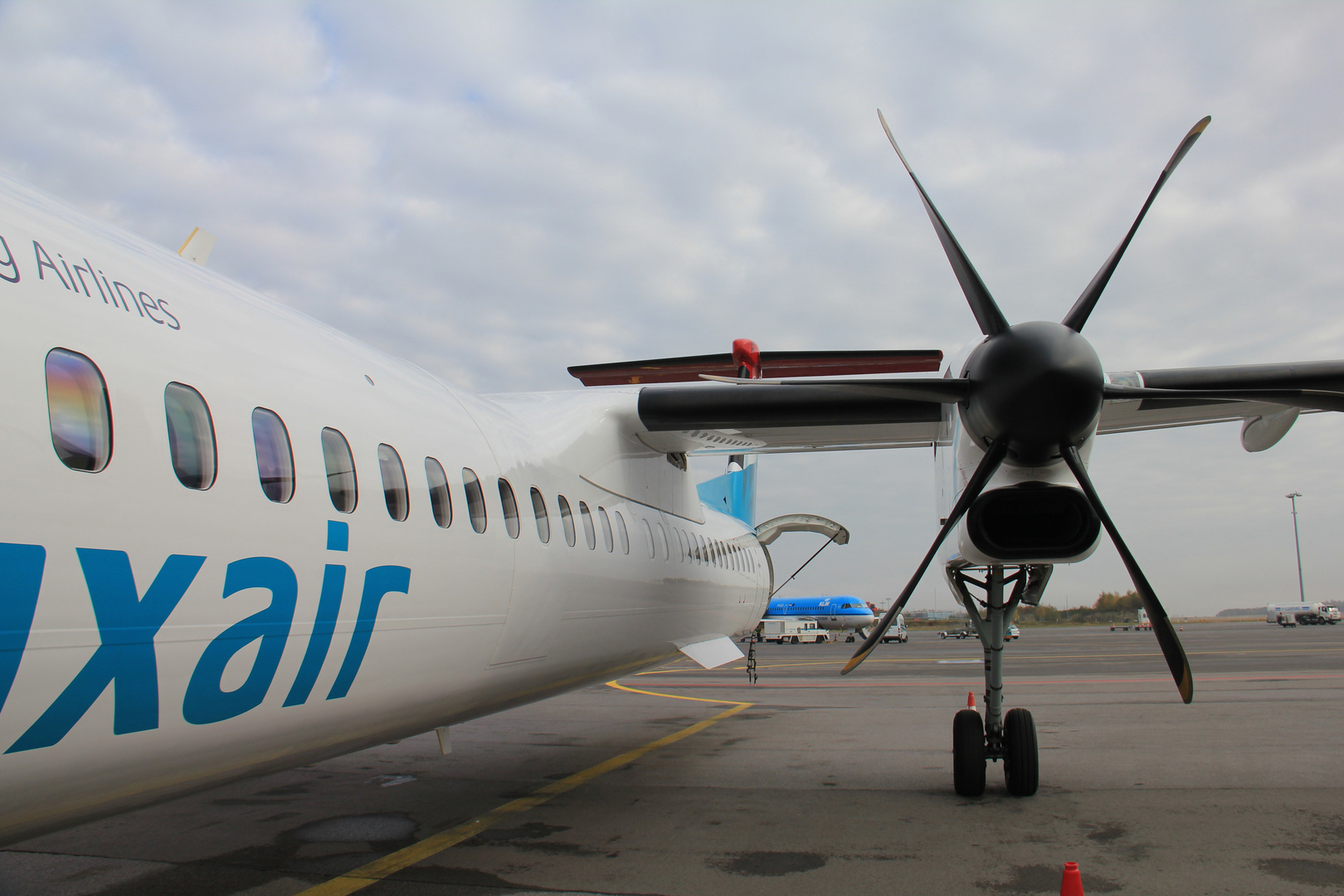 Bombardier Q400 (Luxair)