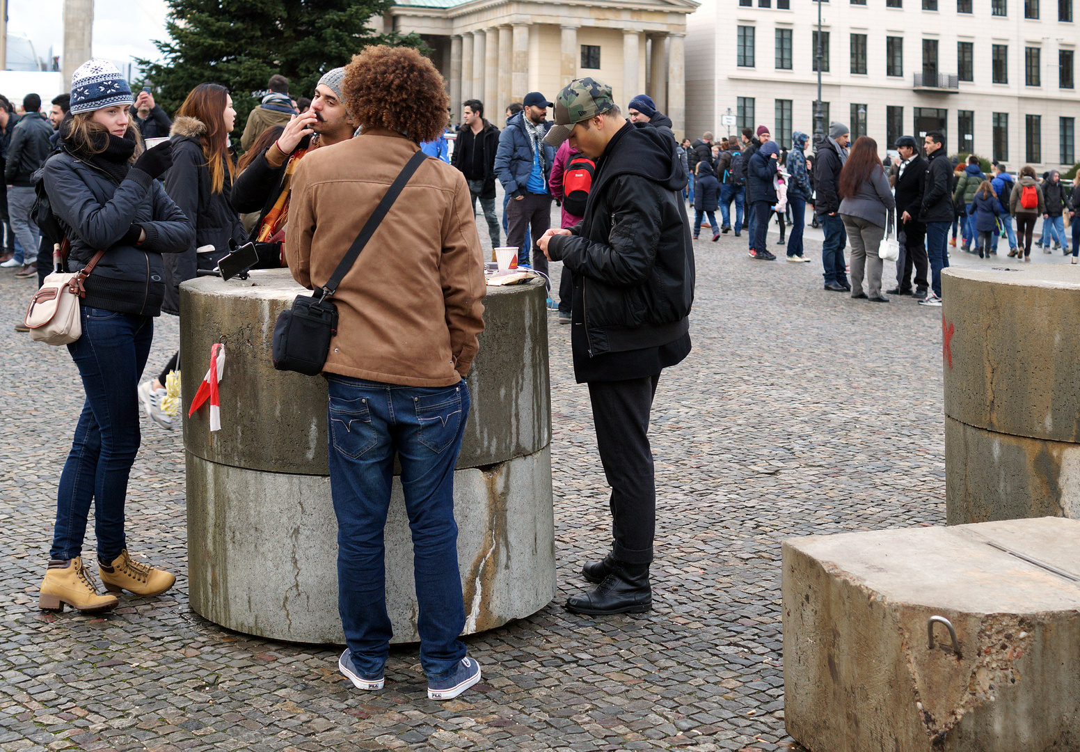 Bombenstimmung am Brandenburger Tor