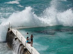 Bondi-Icebergs