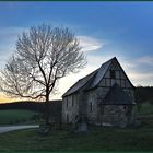 Bonifatiuskapelle Weitersdorf am Abend