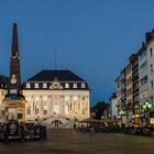 Bonn. Marktplatz mit Rathaus