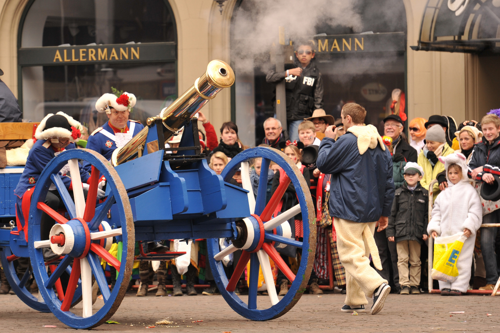 Bonn Rosenmontagszug 2014 ( 02 )