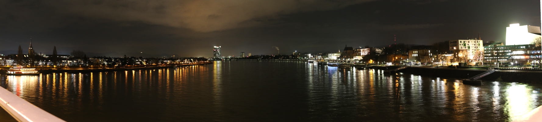 Bonn von der Kennedy Brücke