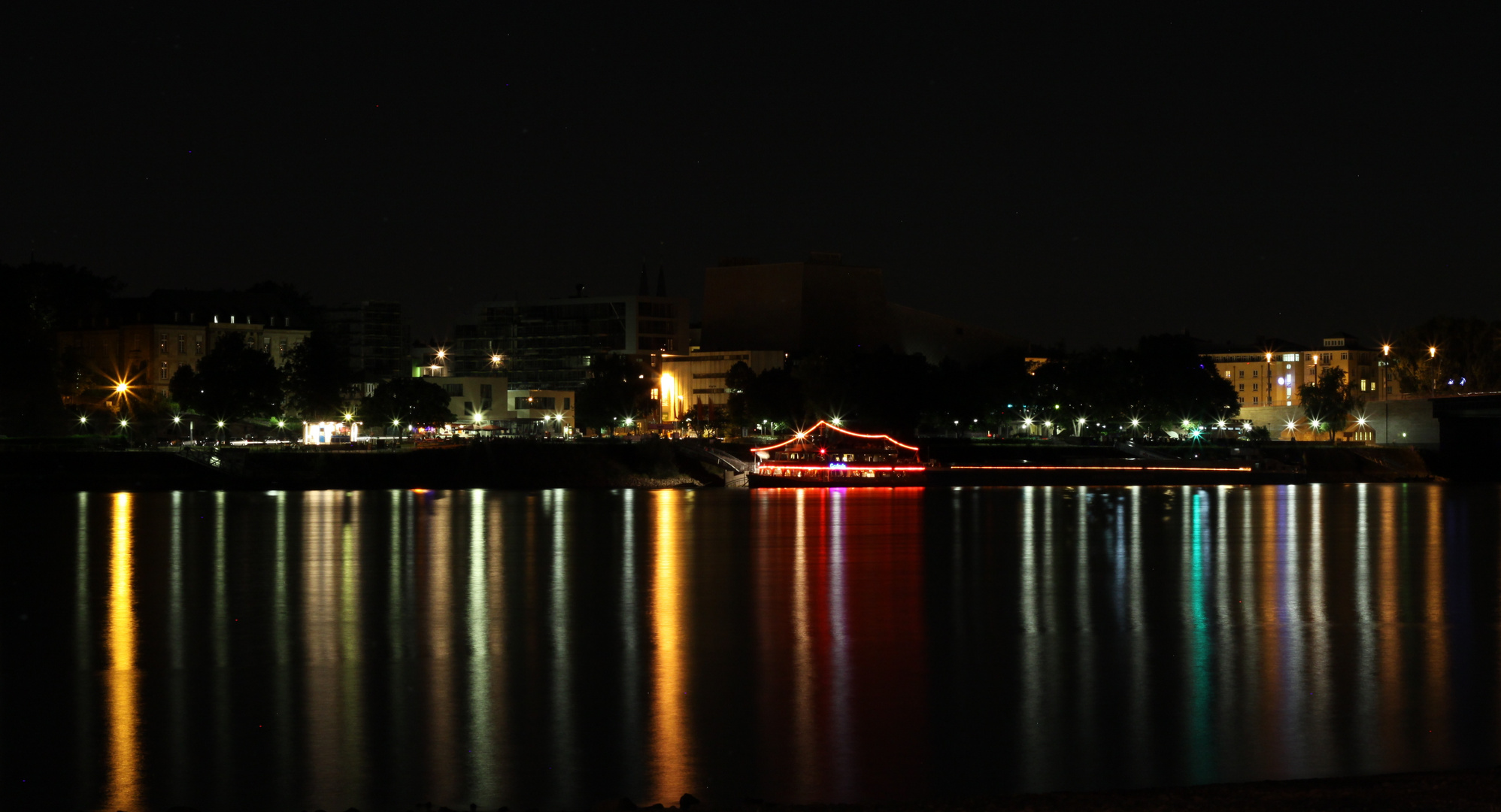 Bonner Lichter bei Nacht