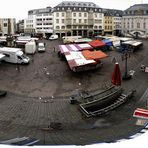 Bonner Markt bei Regen