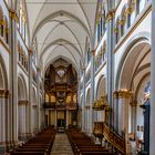 Bonner Münster Innenansicht mit Orgel