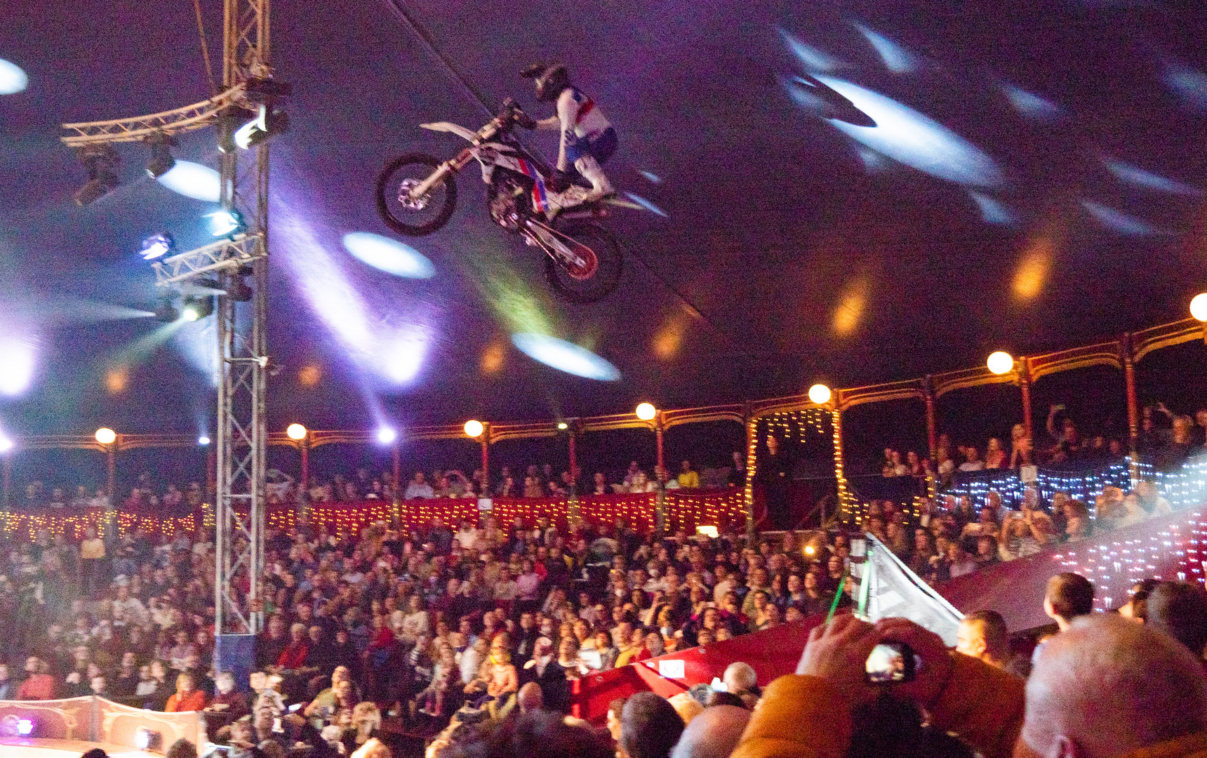 Bonner Weihnachtszirkus-Extreme FMX