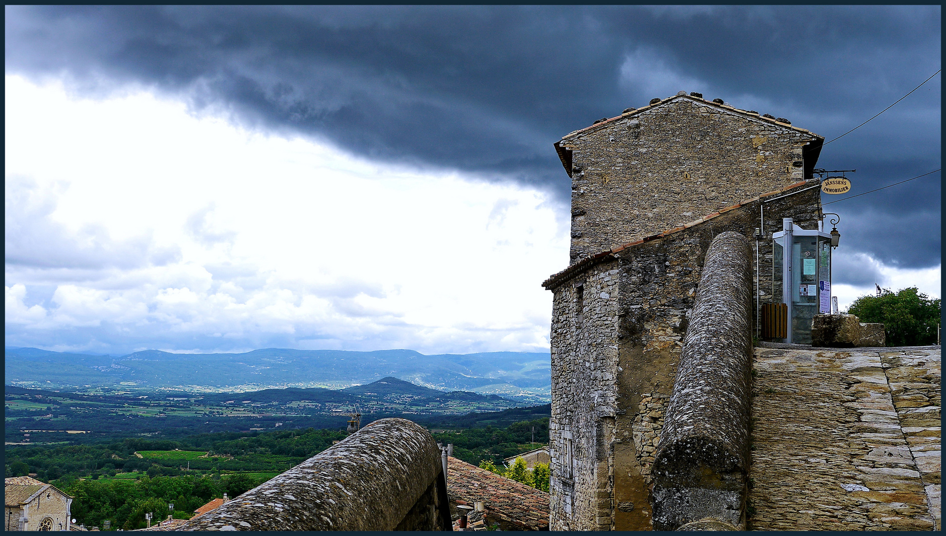 Bonnieux