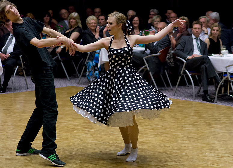 Boogie-Woogie Formation der Tanzschule Streng in Fürth (2)