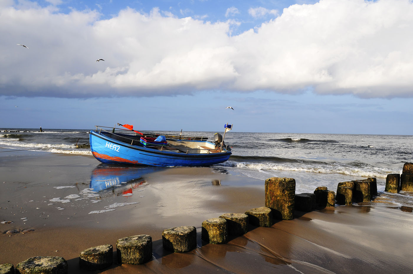 Boot am Strand