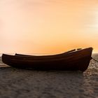 Boot am Strand zum Sonnenaufgnag
