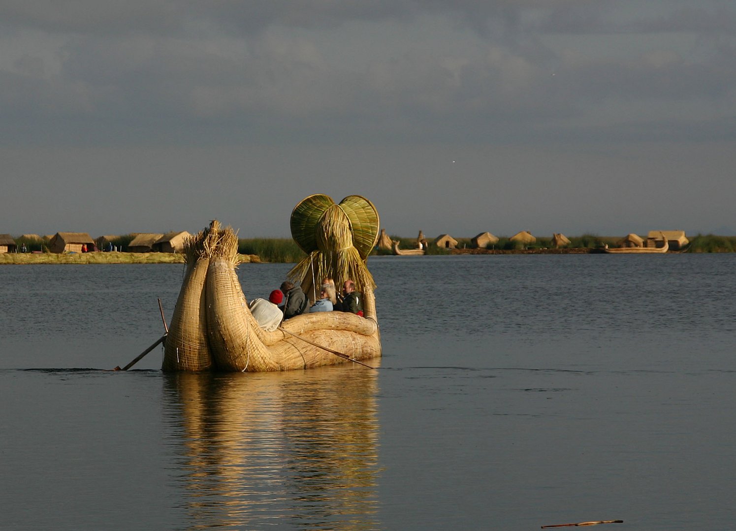 Boot aus Binsen auf dem Titicacasee.