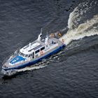 Boot der Wasserschutzpolizei auf dem Rhein