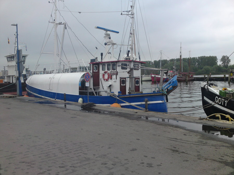 Boot im Hafen von Travemünde