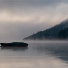 Boot im Nebel