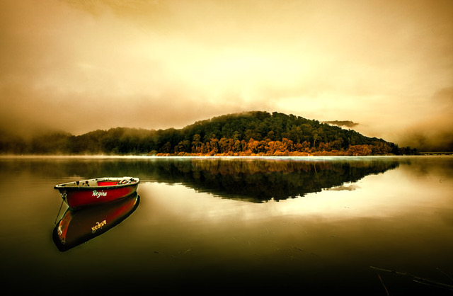 Boot im See