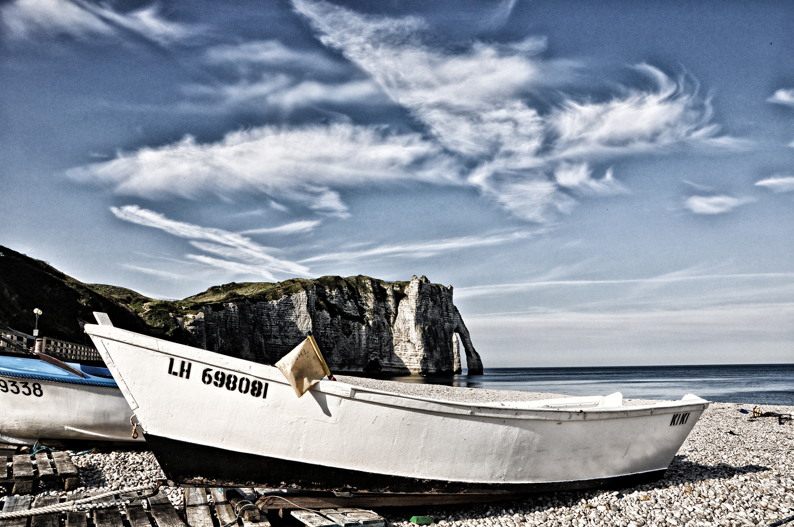 Boot in Étretat