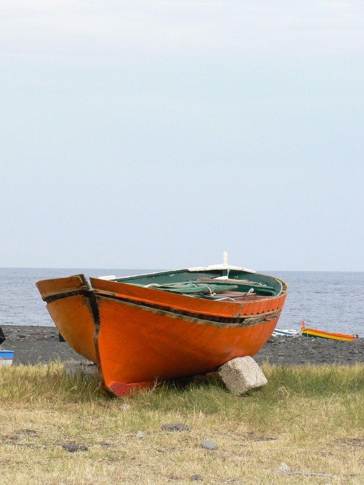 boot -lonely- auf stromboli