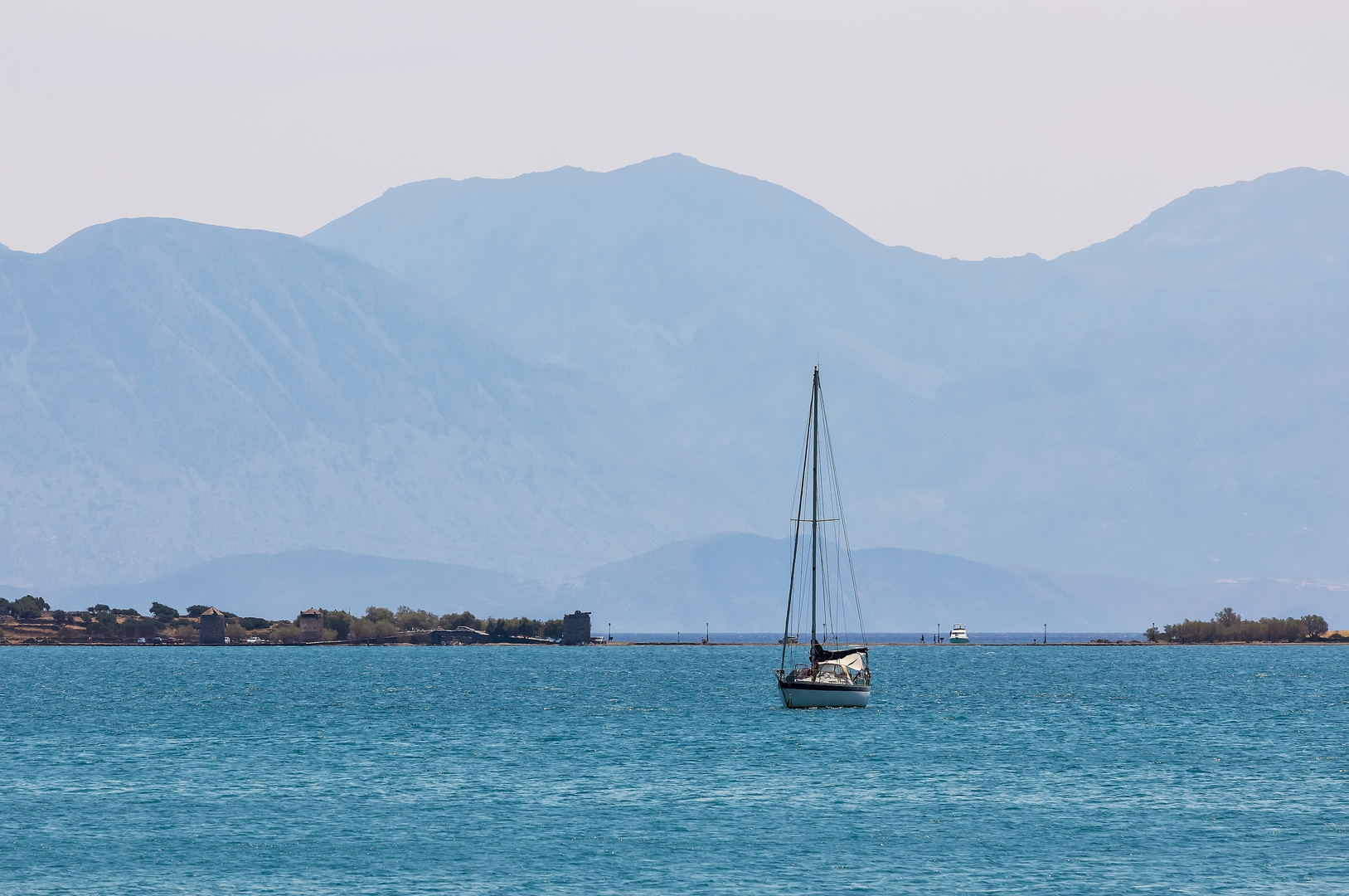 Boot, Meer & Berge