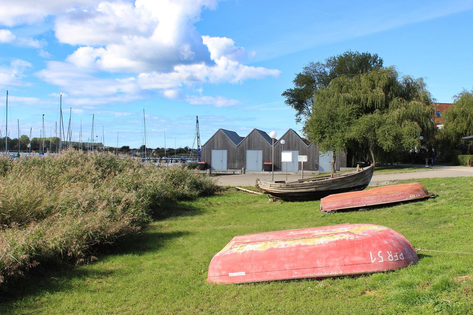 Boote am Lagerplatz