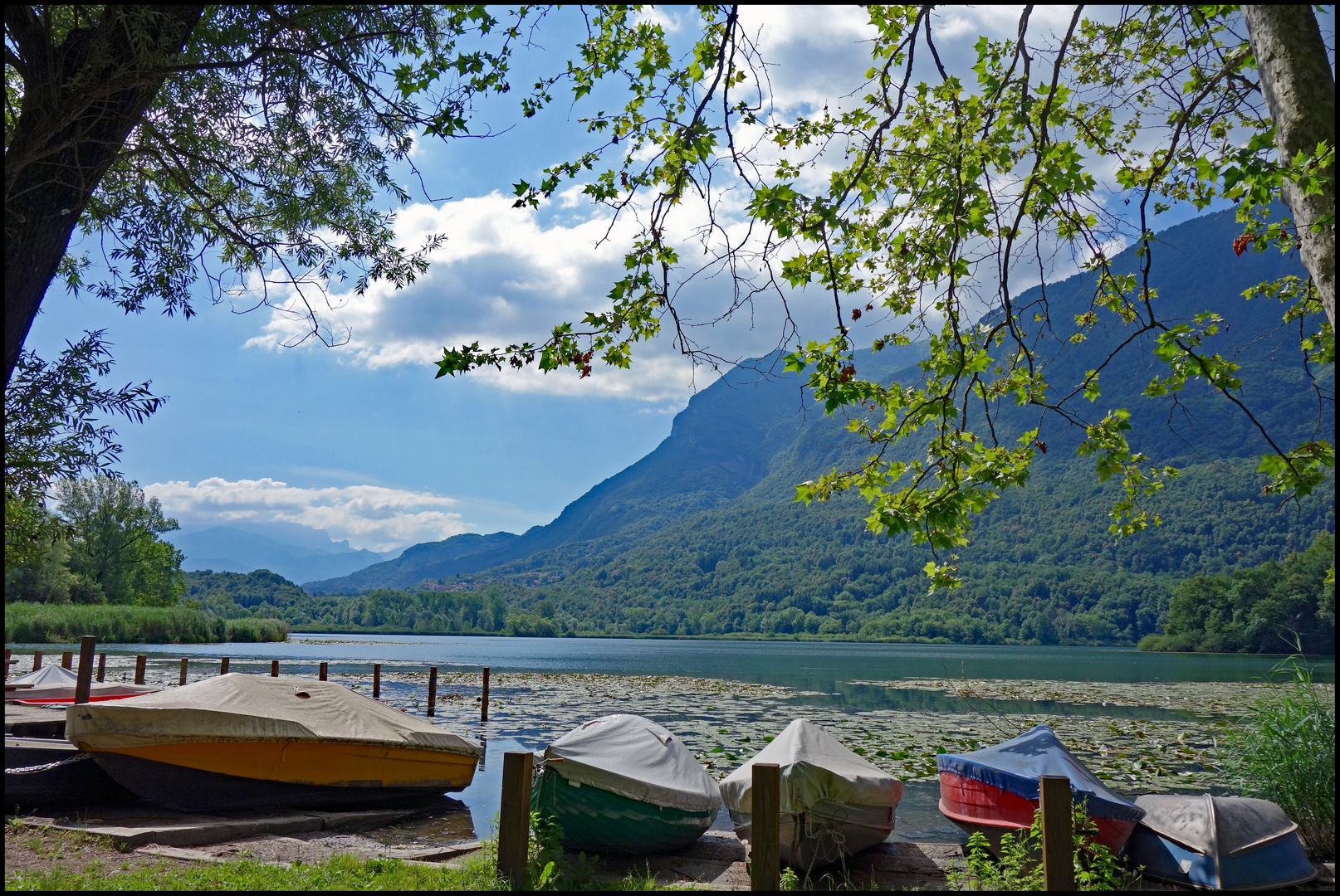 Boote am Lago di Lugano