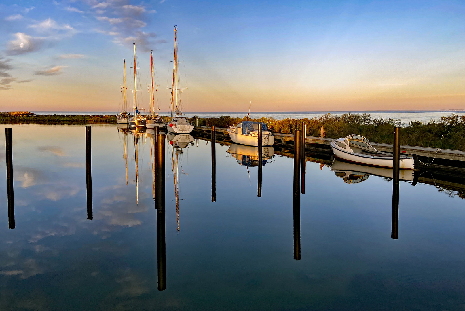 Boote am Morgen