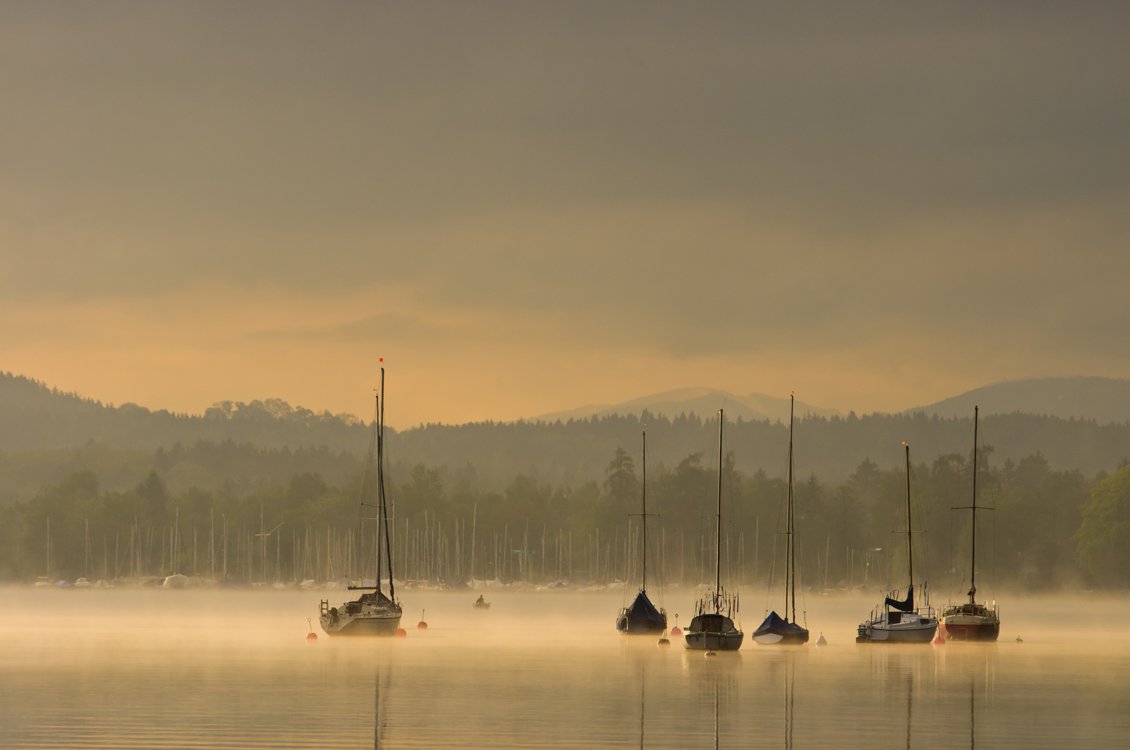 Boote am Morgen