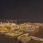 Boote auf dem Gange in Varanasi