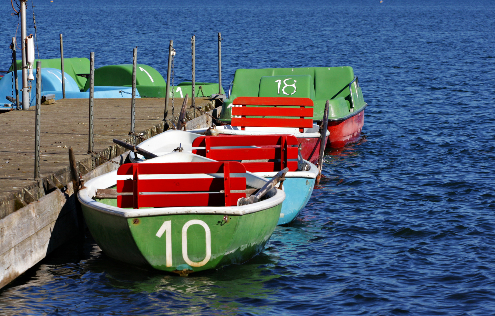 Boote auf dem Laacher See