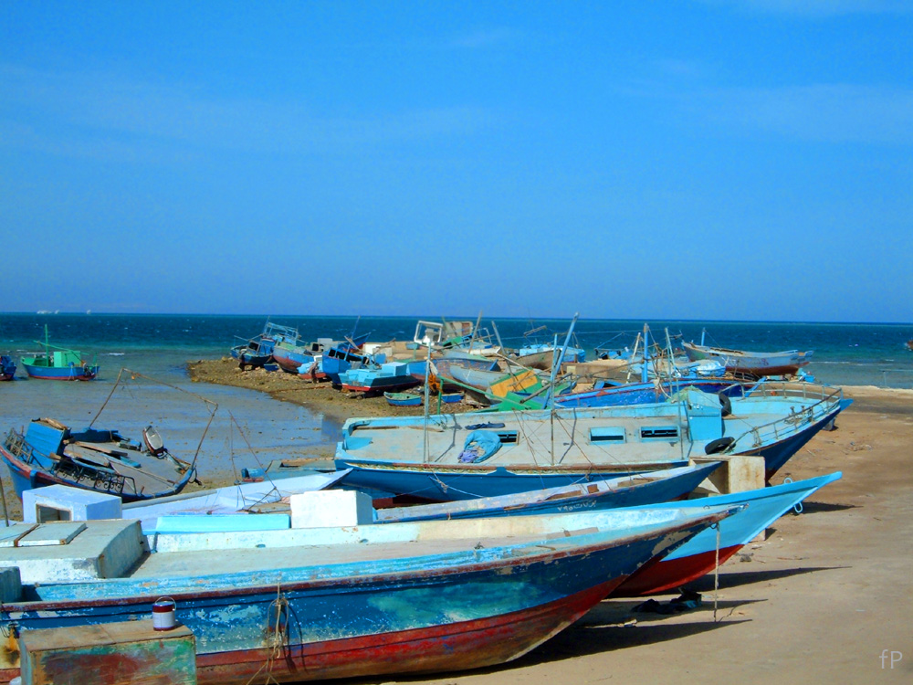 Boote bei Ebbe