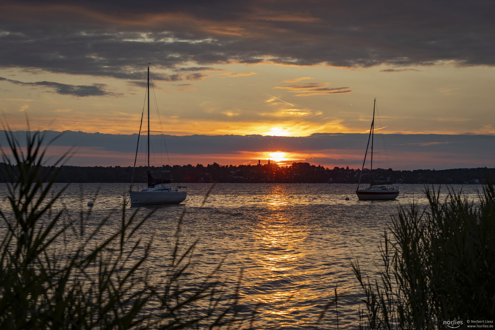 Boote im Abendlicht