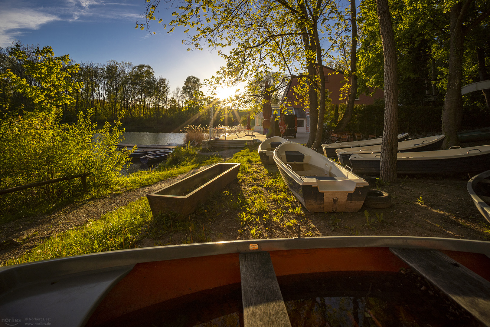 Boote im Gegenlicht