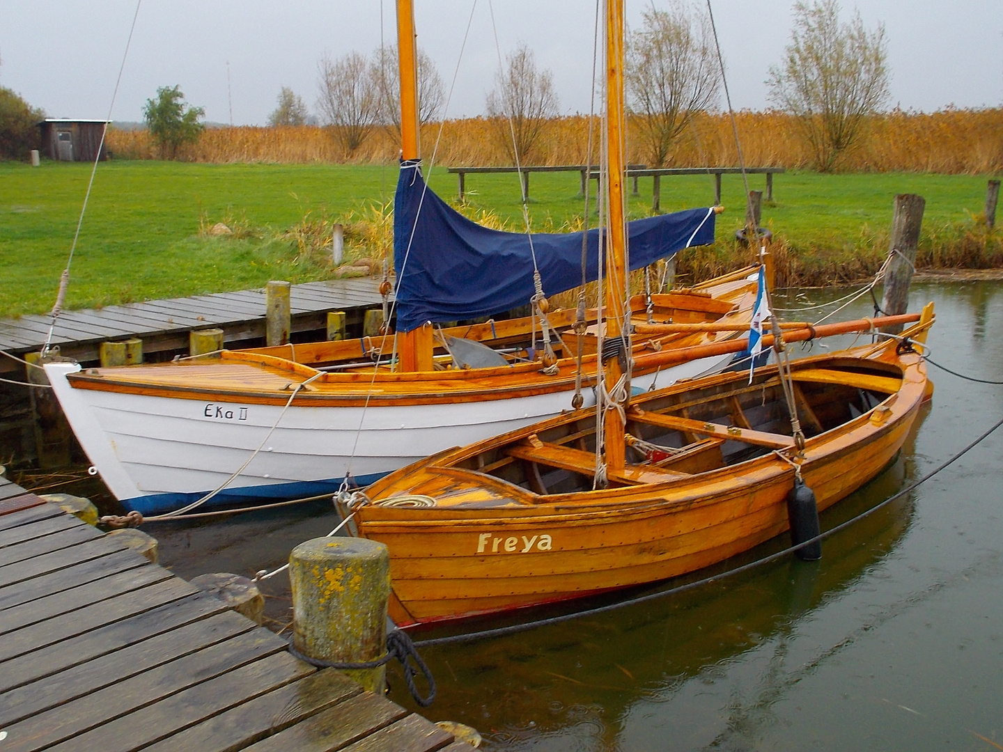 Boote im Herbst