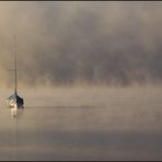 Boote im Nebel