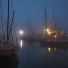 Boote im Nebel