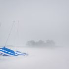 Boote im Nebel