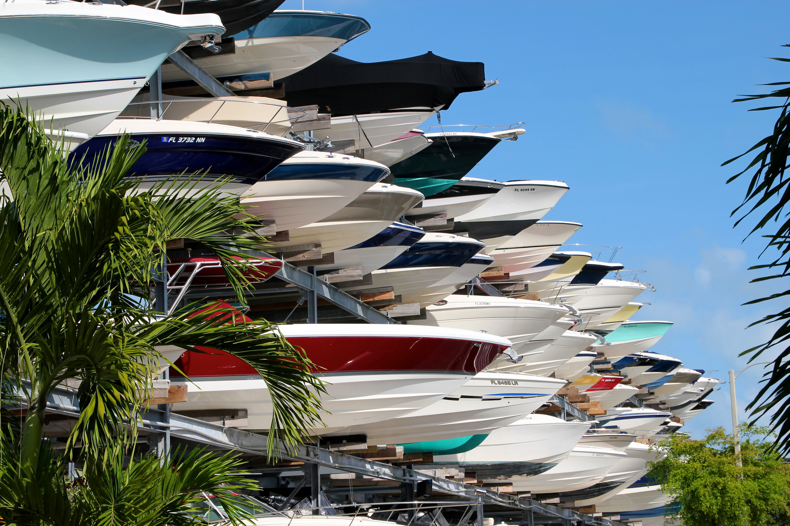 Boote im Parkhaus