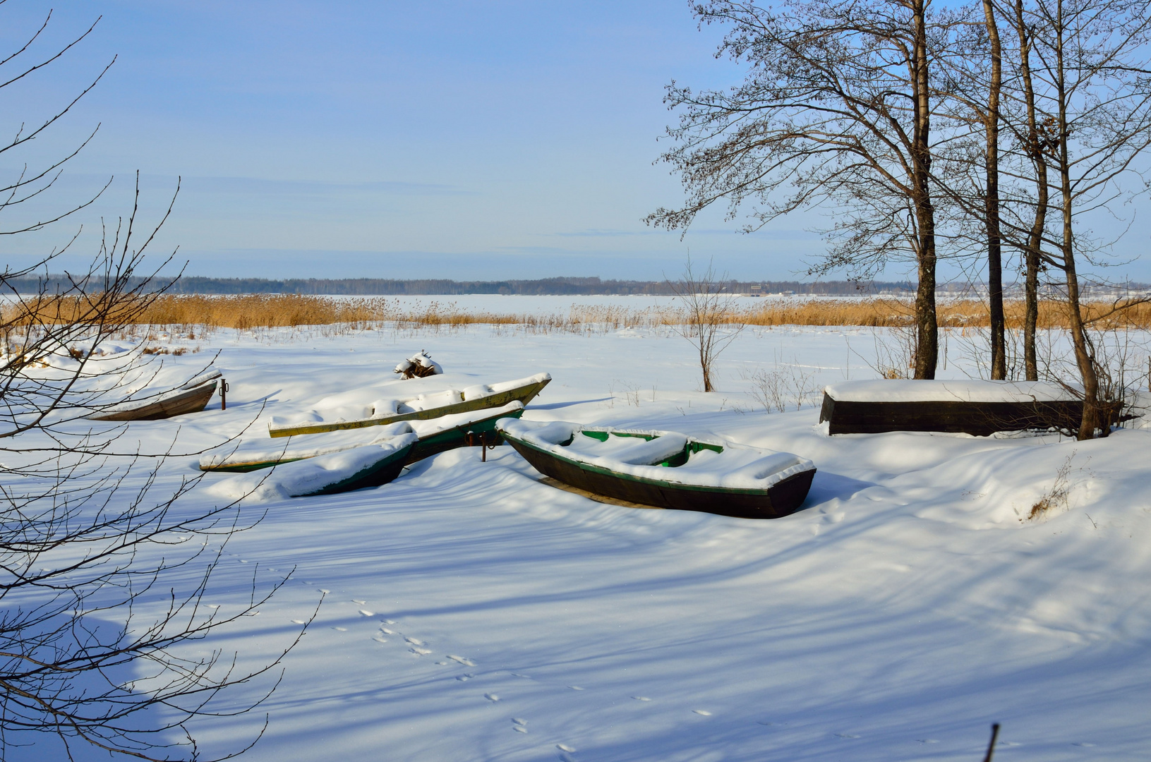 Boote im Schnee