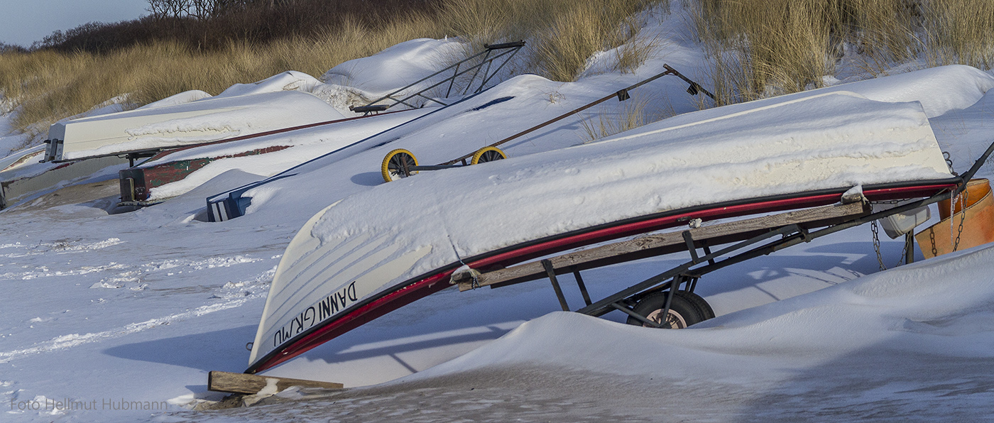 BOOTE IM WINTER. 