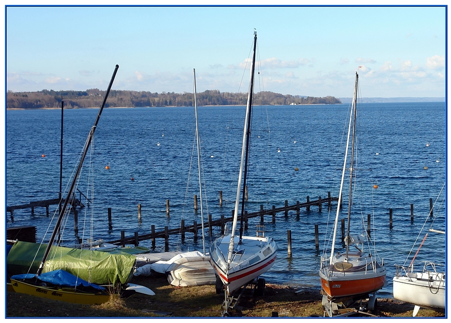 Boote im Winterlager ...