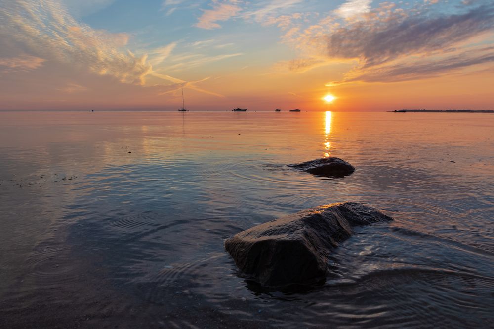 Boote in der Morgensonne