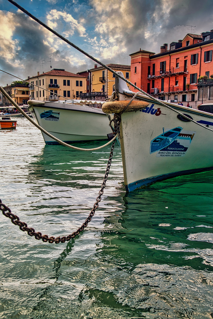 Boote in Pisciera 