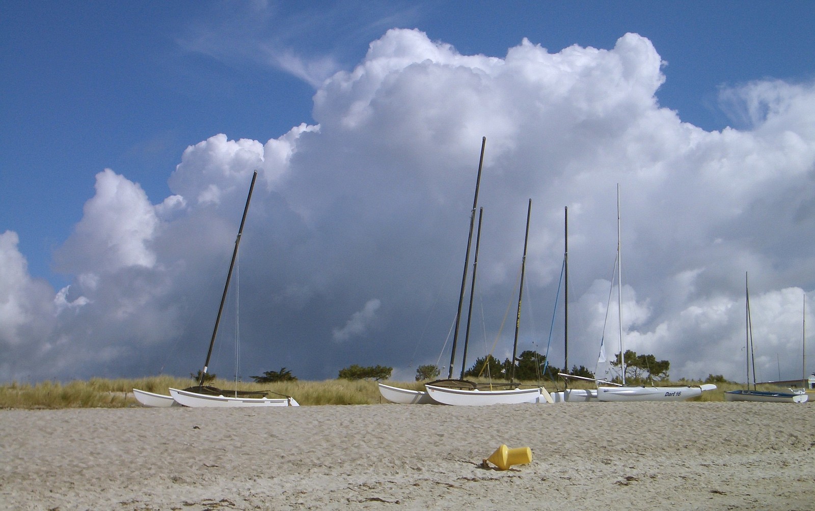 Boote und Wolken