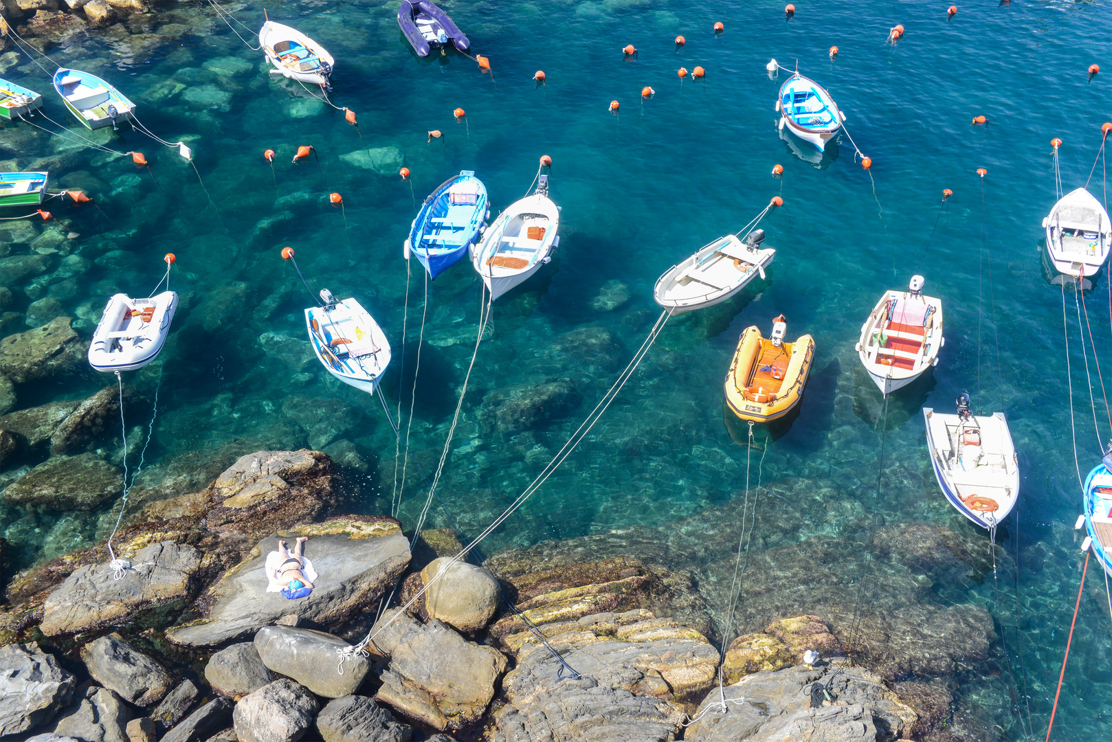 Boote vor Riomaggiore