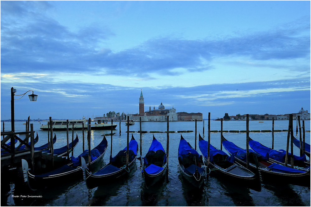 Bootsalegestelle in Venedig